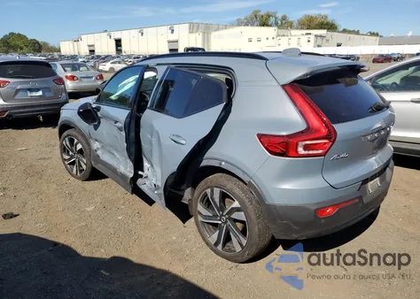 2023 Volvo Xc40 Plus из США, поврежденный, VIN YV4L12UW9P2062304